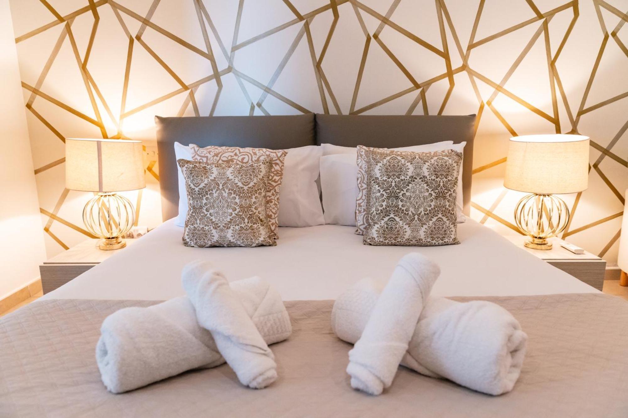 Luxury Seafront 3Br With Pool By Arcobnb Sliema Luaran gambar