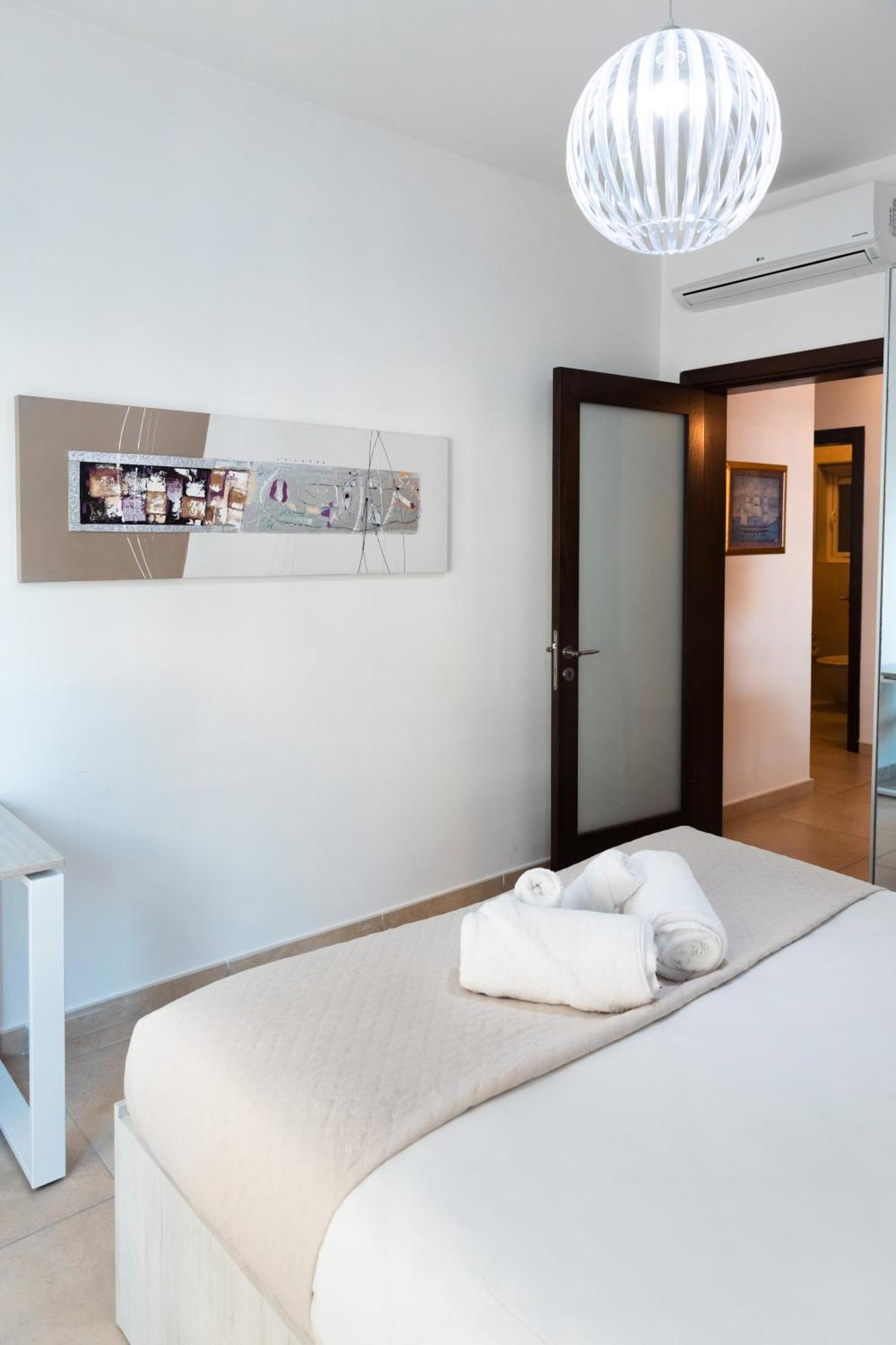 Luxury Seafront 3Br With Pool By Arcobnb Sliema Luaran gambar