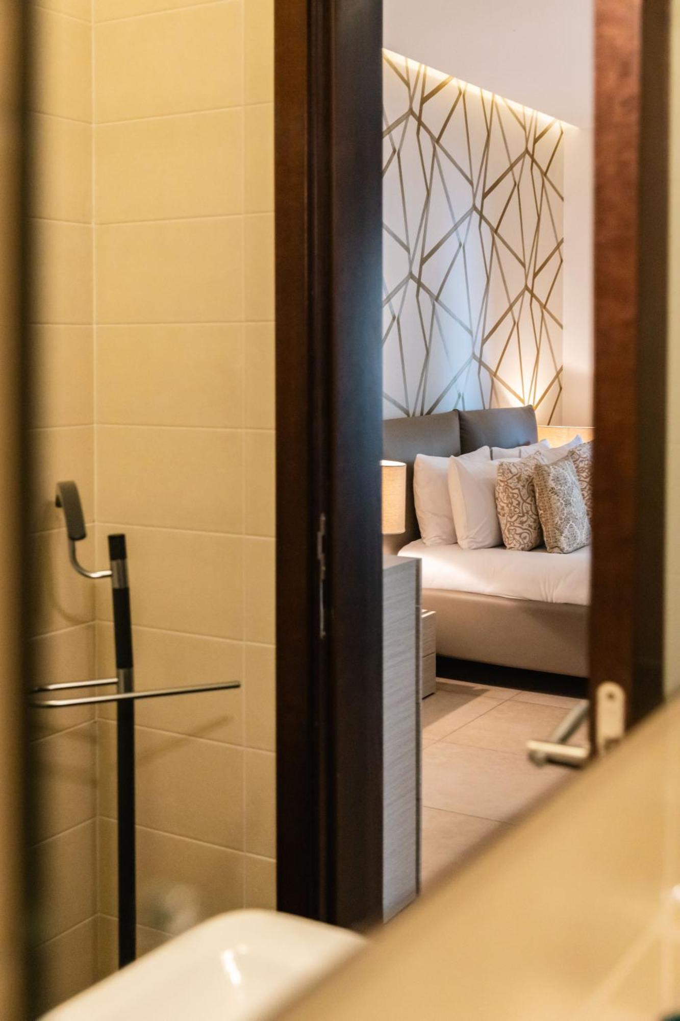 Luxury Seafront 3Br With Pool By Arcobnb Sliema Luaran gambar