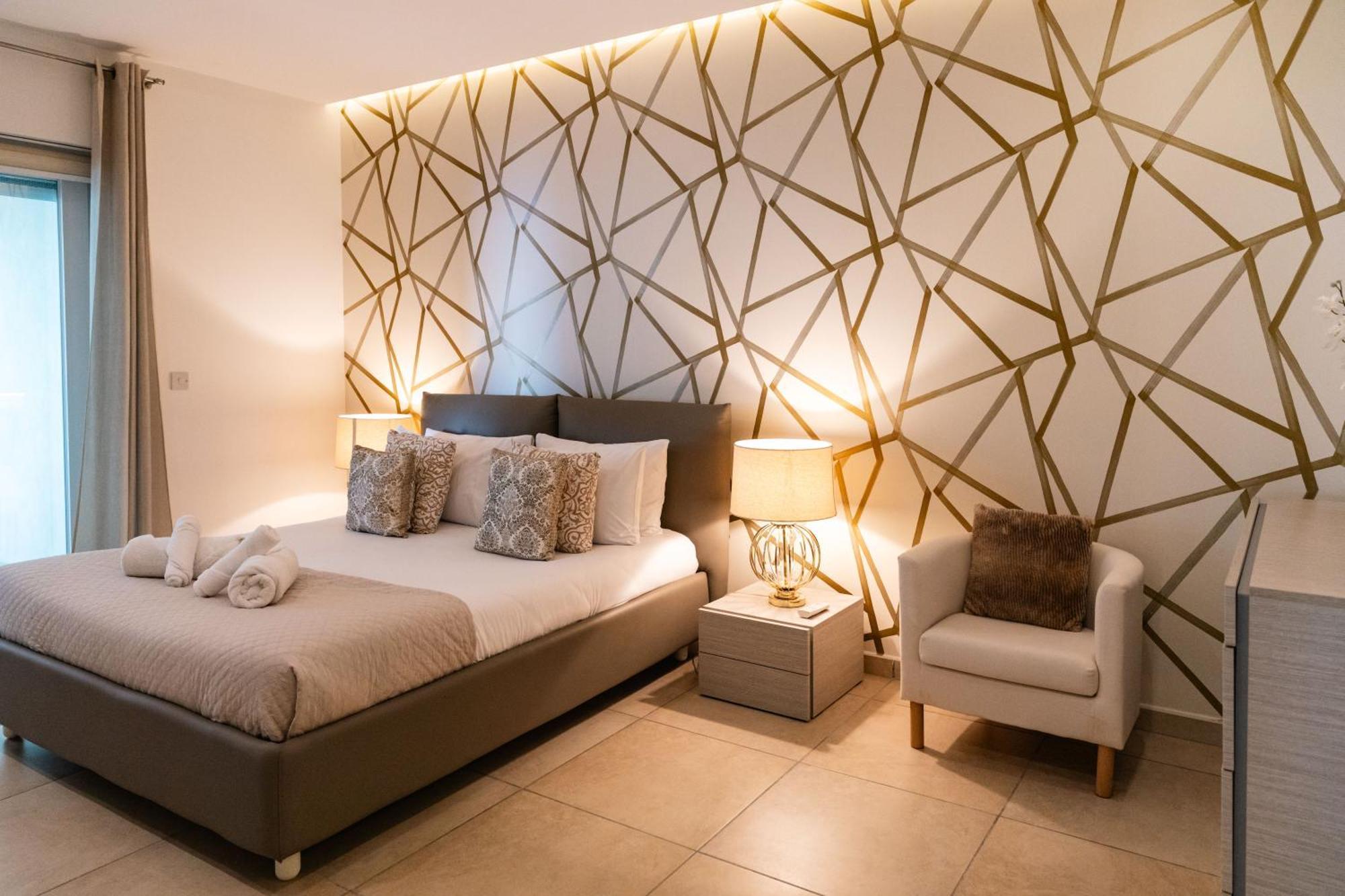 Luxury Seafront 3Br With Pool By Arcobnb Sliema Luaran gambar