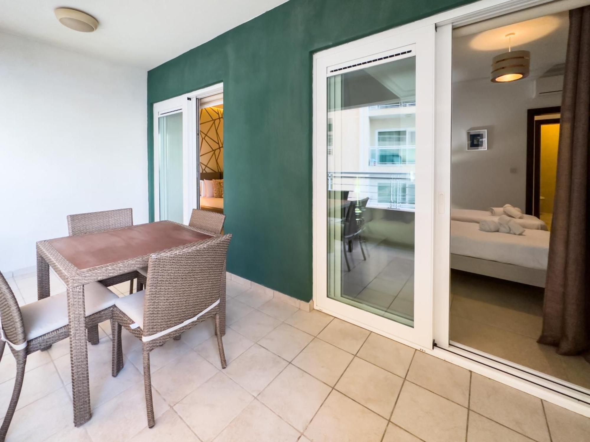 Luxury Seafront 3Br With Pool By Arcobnb Sliema Luaran gambar