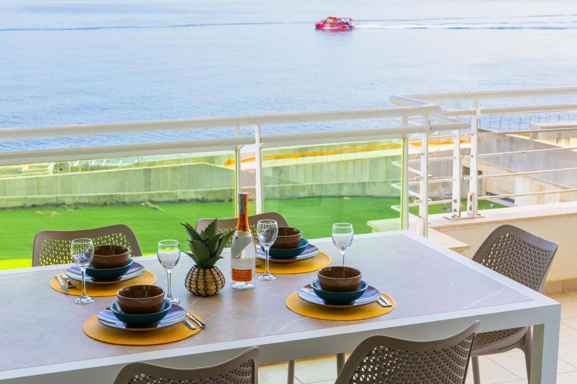 Luxury Seafront 3Br With Pool By Arcobnb Sliema Luaran gambar